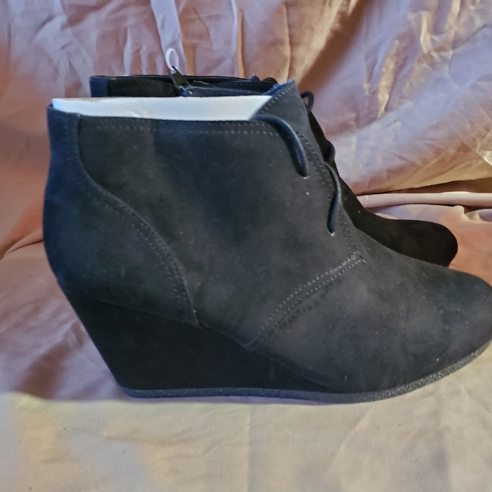 Womens boots